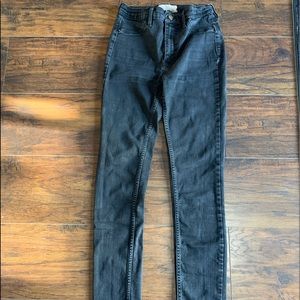 Black skinny jeans